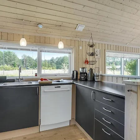 3 Bedroom Lovely In